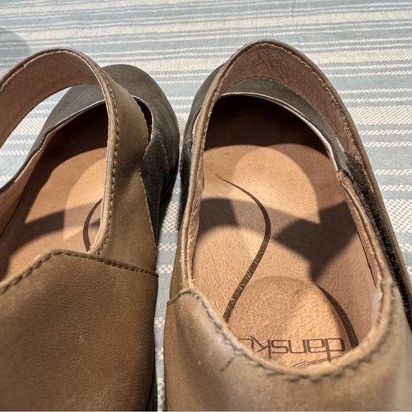 Dansko light bronze/tanish 2 toned textured Leather Women's Shoes - Picture 11 of 13